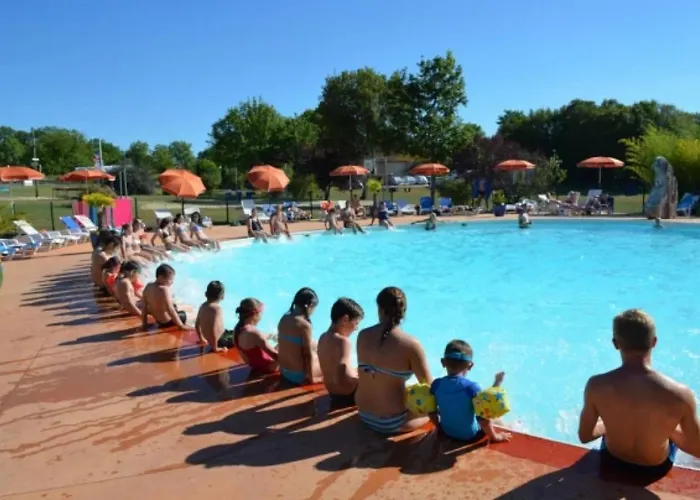 Kamp alanı Chalet 3 Etoiles - Piscine - Eeebae *