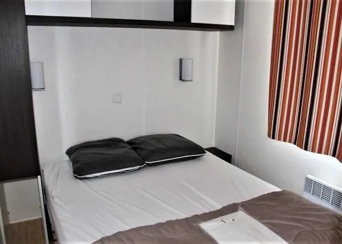 Chalet 3 Etoiles - Piscine - Eeebae