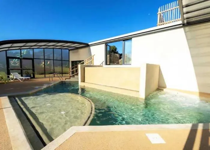 Kamp alanı Chalet 3 Etoiles - Piscine - Eeebae