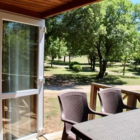 Camping Chalet 3 Etoiles - Piscine - Eeebae Rocamadour