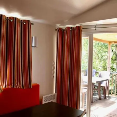 Camping Chalet 3 Etoiles - Piscine - Eeebae
